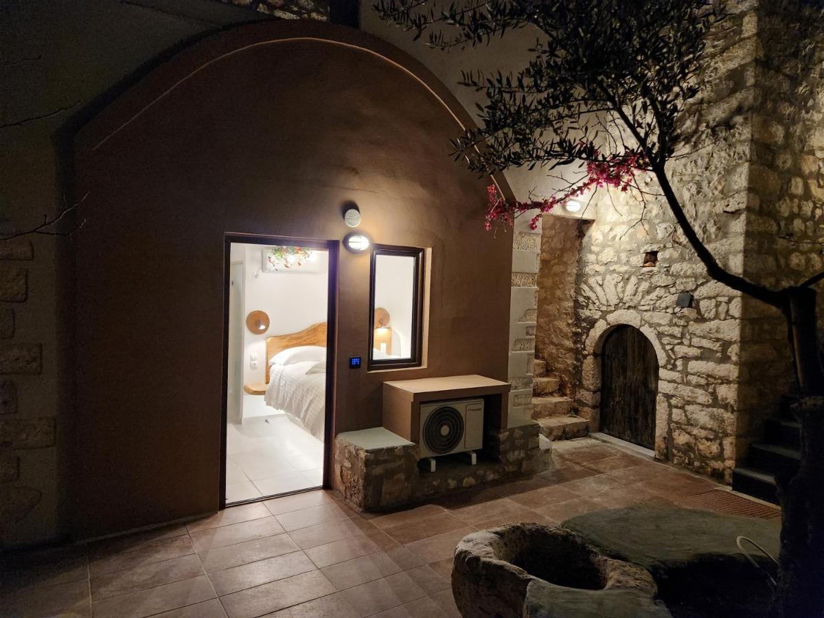 Myrto'S Luxury Rooms 阿里奥波利斯 外观 照片
